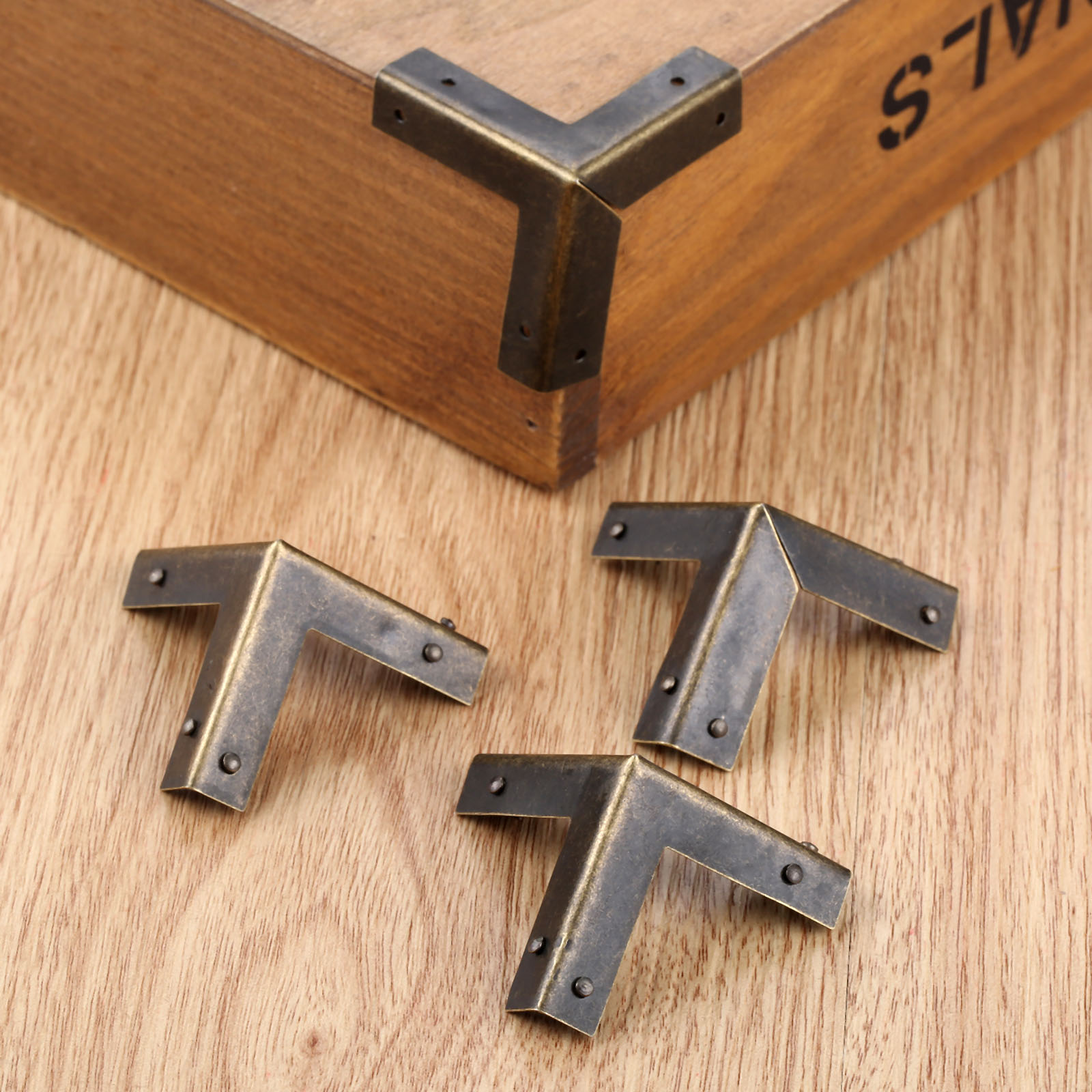 Furniture Hardware Decorative - DRELD 4 adet antik bronz köşe