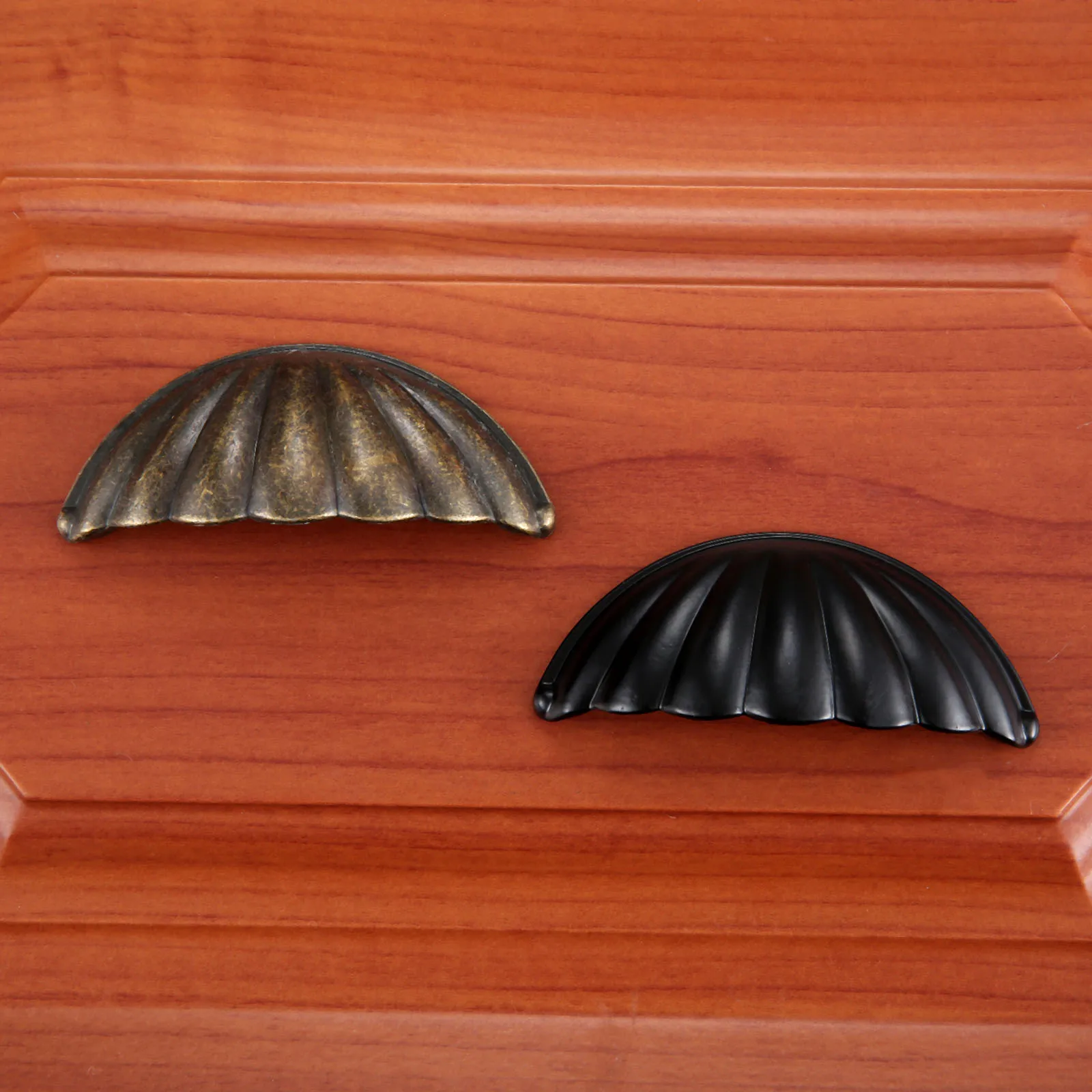 1 adet alaşım kabuk şekli kolu - Furniture Hardware Factory incelemesi ve fiyatı